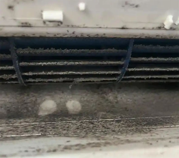 榆树空调吹的风有股烧焦味是怎么回事